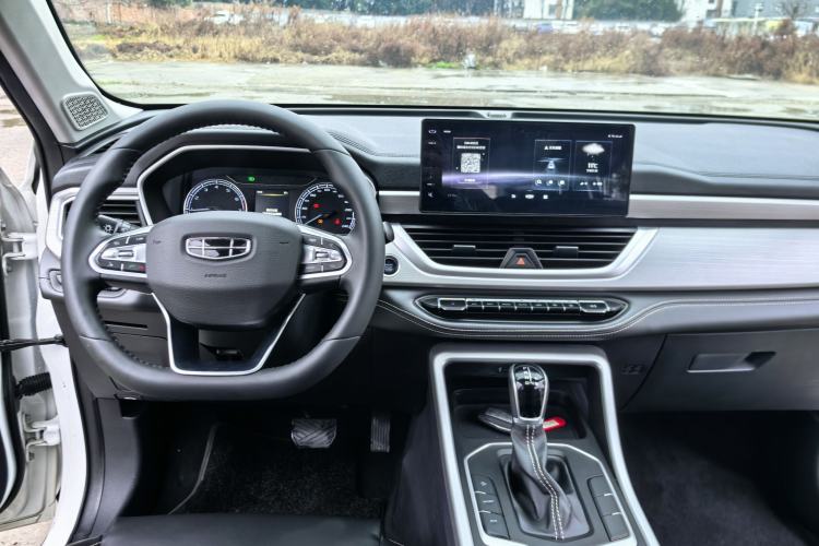 Used Geely Auto Vision X6 2020 1.4T CVT Luxury Edition
