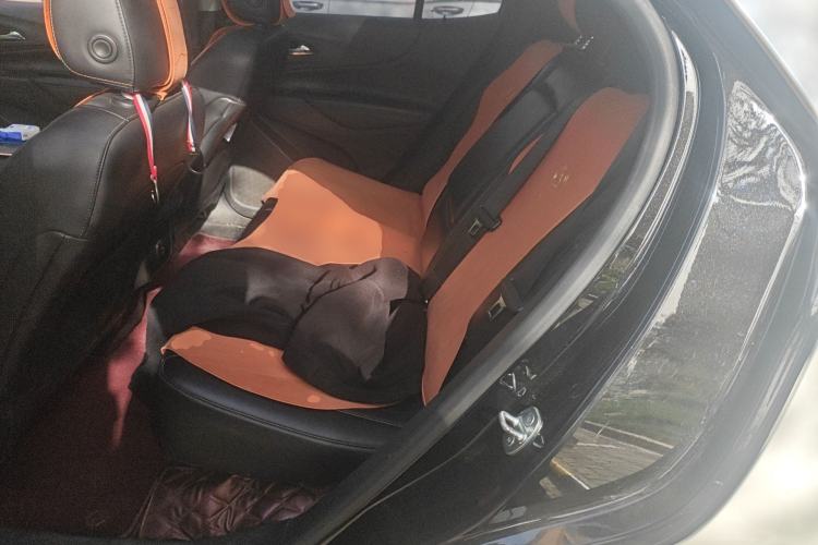 Used Chevrolet Equinox 2019 535T Automatic Chijie Edition China VI Left Rear Seat