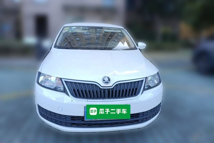 Used Skoda Rapid Spaceback 2016 Revised Version 1.6L Automatic Front-Drive Edition
