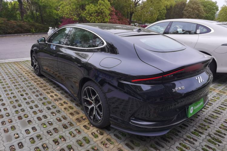 Used IM L6 2025 Ultra Model Exterior 2