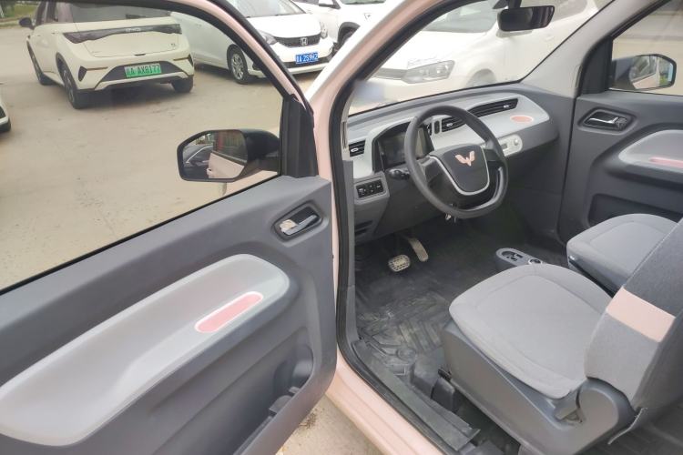 Used Wuling Hongguang MINIEV 2021 Macaron Premium Model – Lithium Iron Phosphate Driver Seat