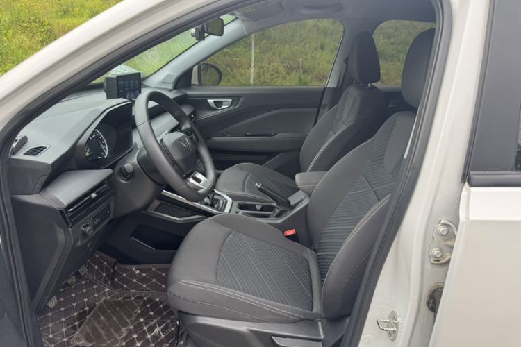 Used Wuling Alvez 2022 1.5L Manual Free-Style Model