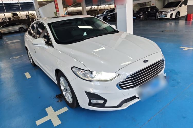 Used Ford Mondeo 2020 EcoBoost 200 Stylish Model Front Right 45 Deg
