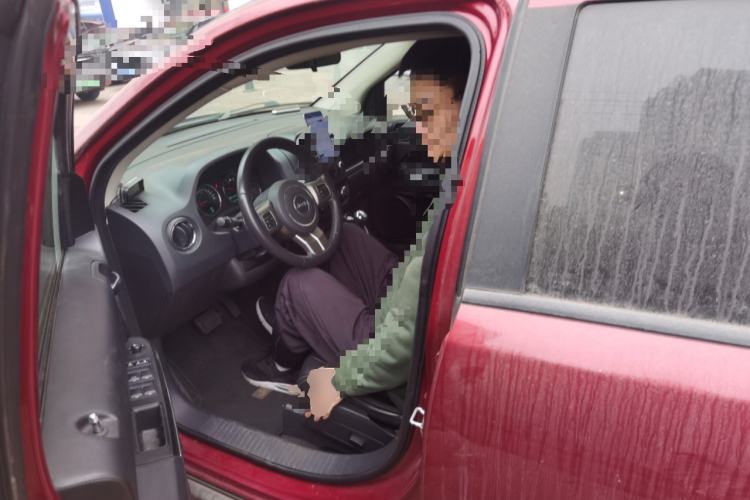 Used Jeep Compass 2012 2.0L two-wheel drive luxury version