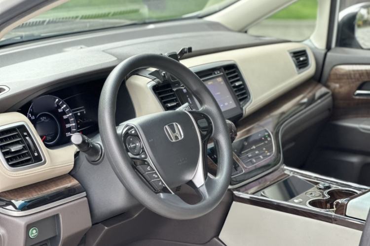 Used Honda Odyssey 2017 2.4L Luxury Edition