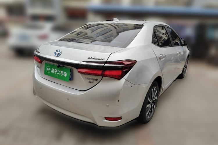 Used Toyota Corolla 2016 Dual-Engine 1.8L E-CVT Elite Edition