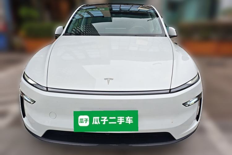 Used Tesla Model Y 2025 Rear-Wheel-Drive Version
