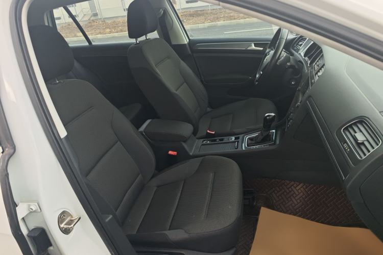 Used Volkswagen Golf 2017 230TSI Automatic Comfort Edition – Celebrating Milestone of One Million Units