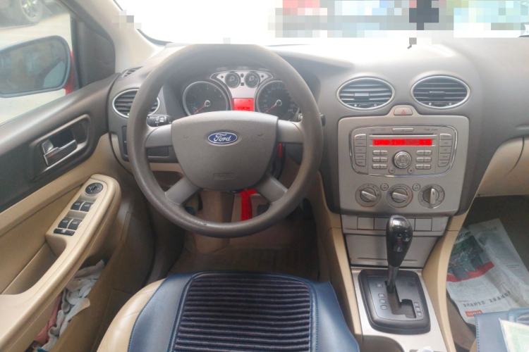 Used Ford Focus 2011 Hatchback 1.8L Automatic Fashion Edition
