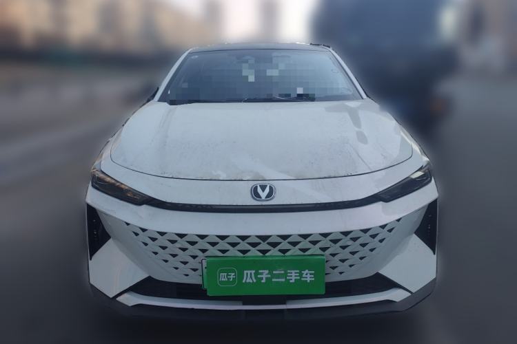 Used Changan UNI-V iDD 2024 Blue Whale Smart Electric iDD 136km Luxury Model