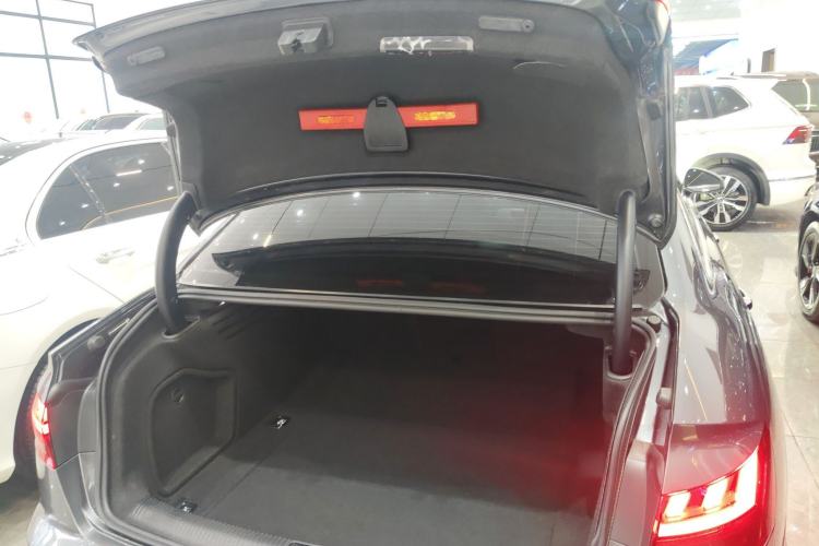 Used Audi A4L 2023 40 TFSI Fashion Dynamic Model
