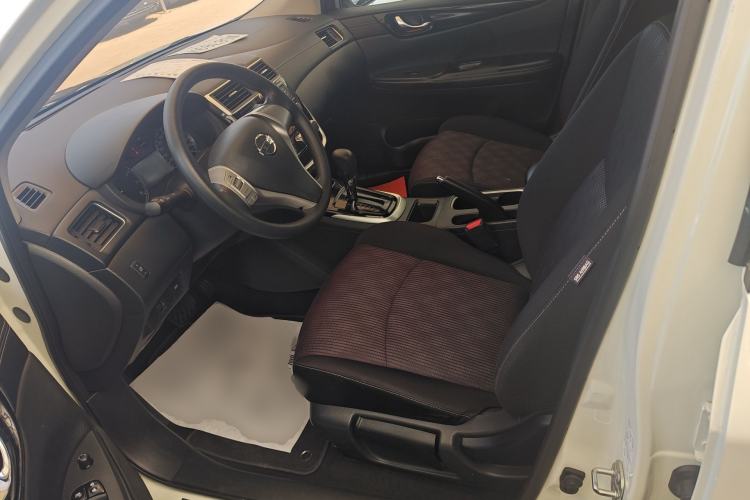 Used Nissan Tiida 2016 1.6L CVT Cool Dynamic Edition Left Front Seat