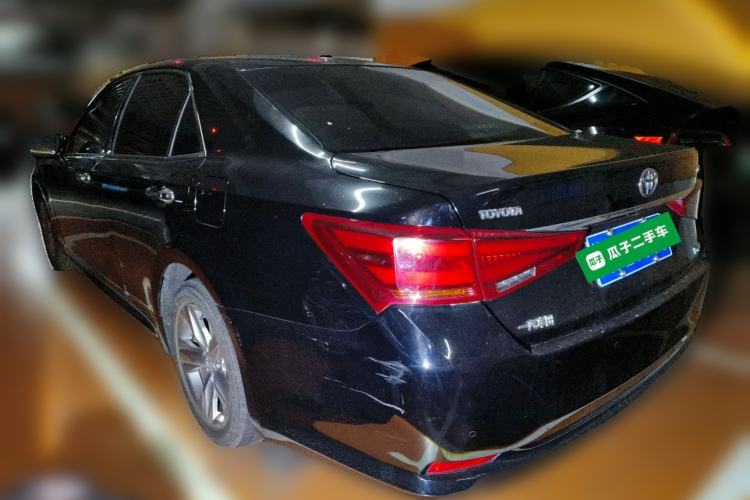 Used Toyota Crown 2015 2.0T Fashion Edition
