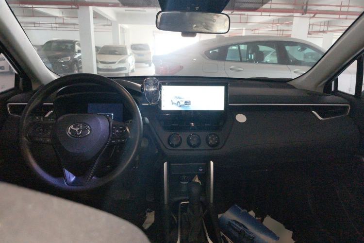 Used Toyota Corolla Cross 2024 2.0L Pioneer Edition Center Console