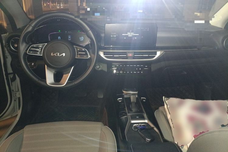 Used Kia K3 2023 1.5L CVT Luxury Edition
