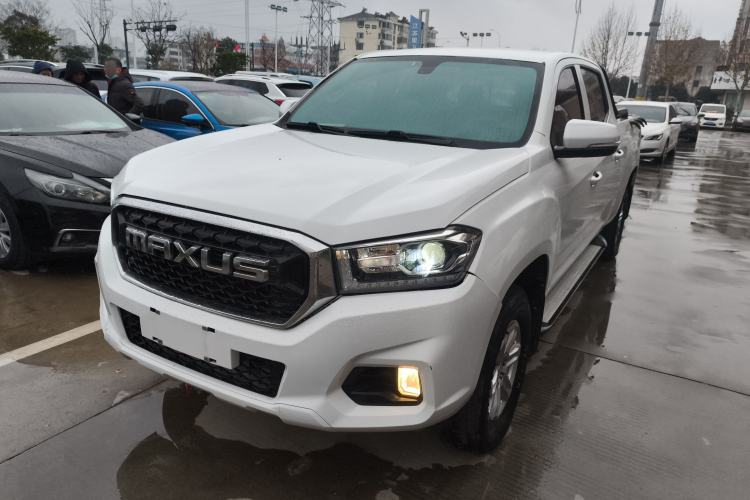 Used SAIC MAXUS T70 2019 2.0T Diesel Automatic Two-Wheel Drive Comfort Edition with Long Bed and High Ground Clearance