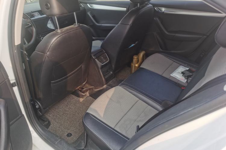 Used Skoda Octavia 2017 1.6L Manual Trend Edition
