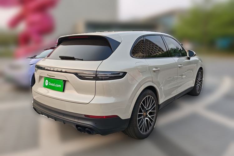 Used Porsche Cayenne E-Hybrid 2021 Cayenne E-Hybrid 2.0T Rear Right 45 Deg