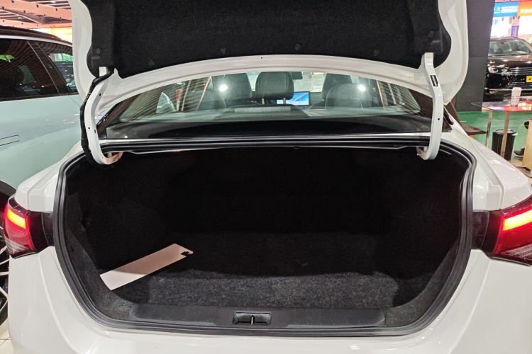 Used Nissan Sylphy 2023 1.6L CVT Smart Drive Version
