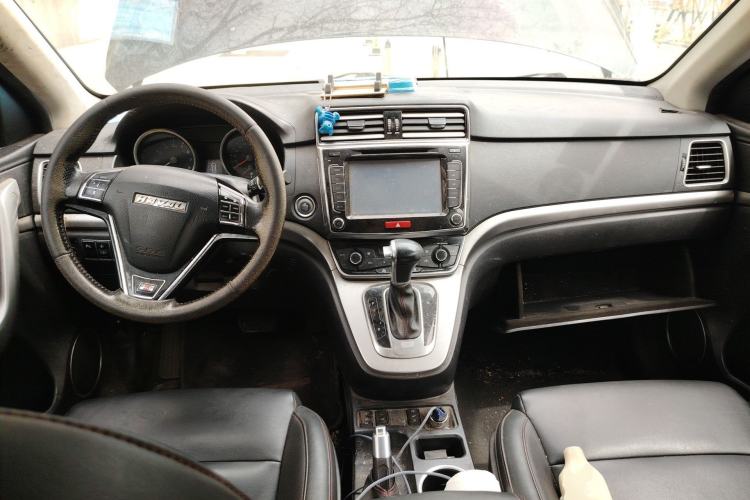 Used Haval H6 2015 Sport Edition 1.5T Automatic Two-Wheel Drive Luxury Model