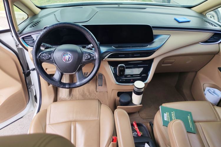 Used Buick GL8 2020 ES Land Cruiser 653T Luxury Edition Center Console