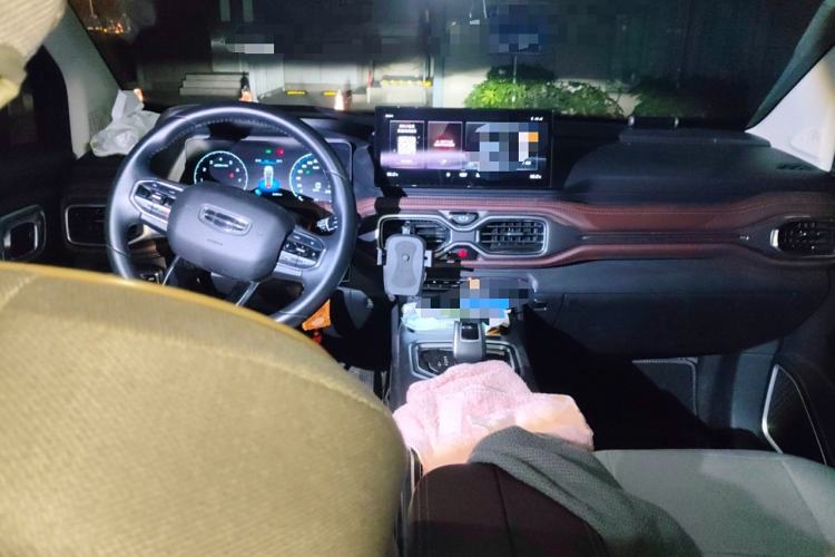 Used Geely Auto Haoyue 2022 1.8TD Automatic Prestige 7-Seater Center Console