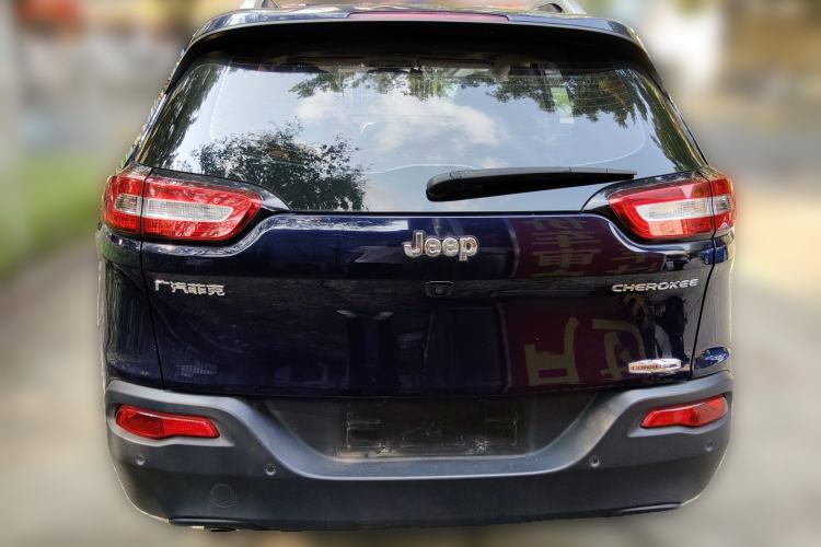 Used Jeep Cherokee 2016 2.0L Superior Edition Rear