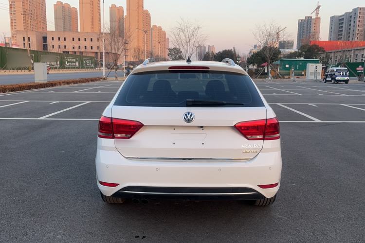 Used Volkswagen Gran Lavida 2015 230TSI DSG Comfort Edition
