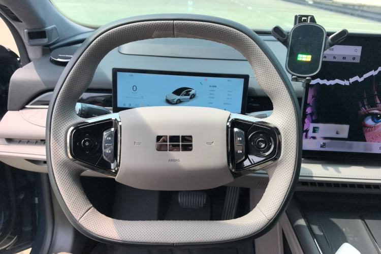 Used Geely Galaxy Galaxy 8 2025 130km EM-P Starship Edition