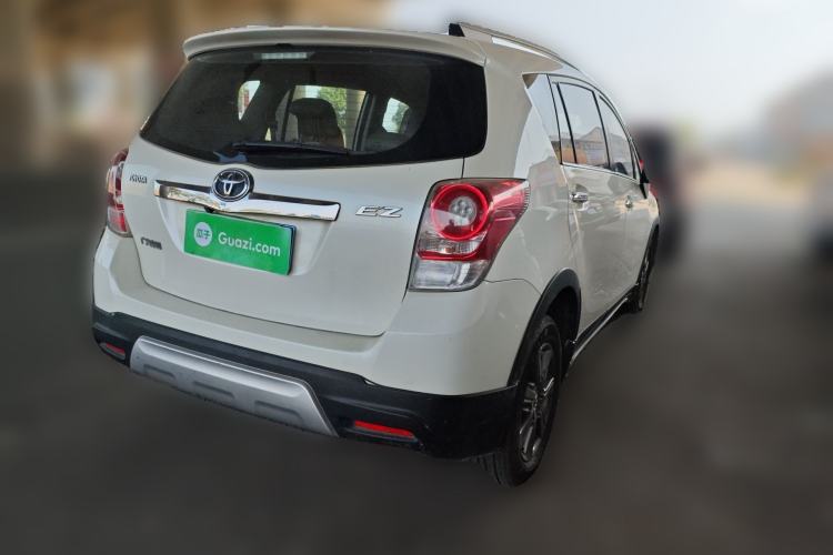 Used Toyota Verso 2015 180E CVT Crossover Edition
