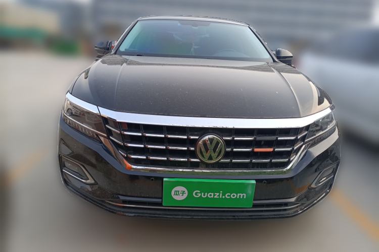 Used Volkswagen Passat 2020 330TSI Luxury Edition China VI
