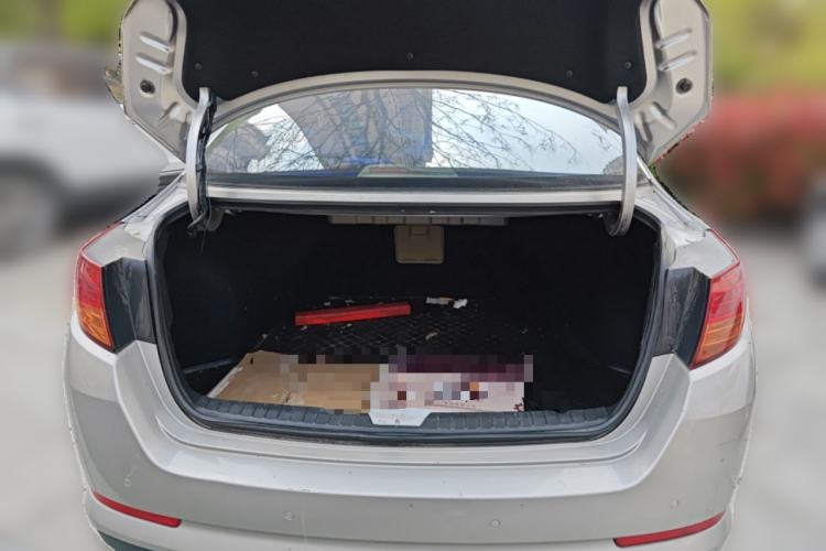 Used Kia K5 2012 2.0L Automatic GLS Trunk