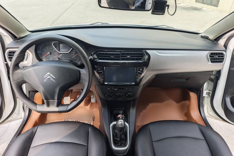 Used Citroen Elysee 2015 ZhiShang Edition 1.6L Manual Comfort Model