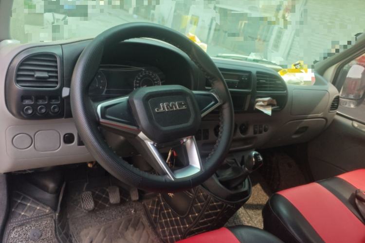 Used JMC Transit 2019 2.8T Commercial Version Short Wheelbase Mid-Roof 3-Seater China VI Standard JX493
