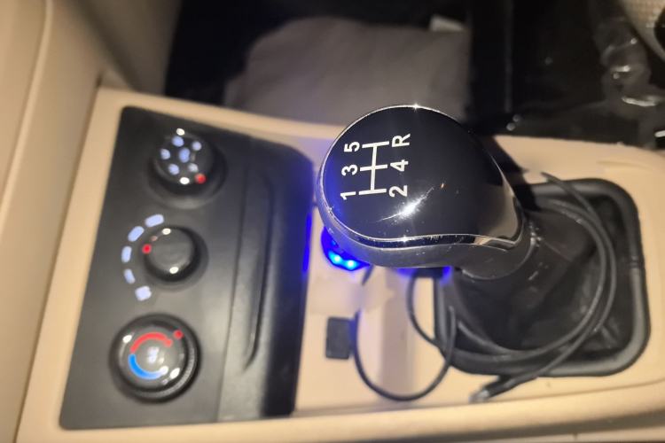 Used CHANGAN KUAYUE Xing V5 2022 1.5L Enjoyment Model 5-7 Seater Passenger Vehicle JL473QH