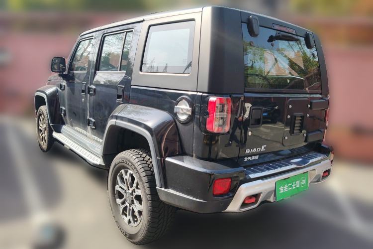 Used BAIC Off-Road BJ40 2023 2.0T Automatic Four-Wheel Drive Urban Hunter Edition Chivalrous Type
