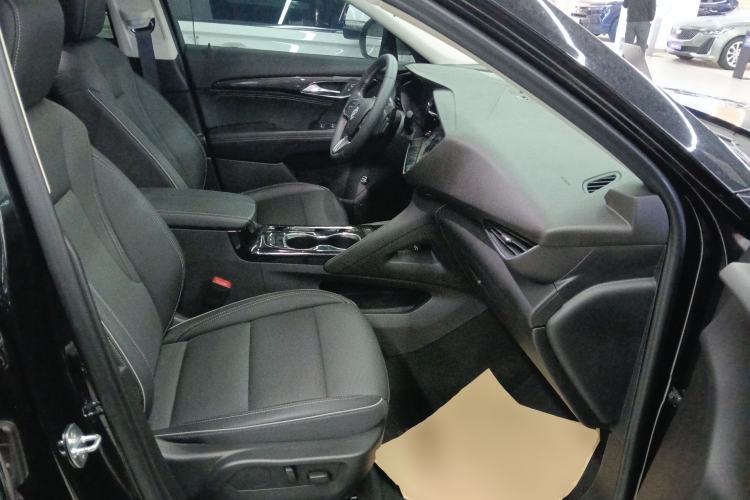 Used Buick Envision 2023 Encore S 552T Two-Wheel Drive Luxury Model
