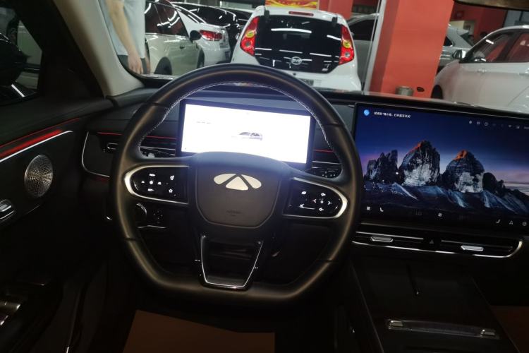 Used Chery Fengyun A8L 2025 1.5 TGDI 145 km Luxury Version Steering Wheel