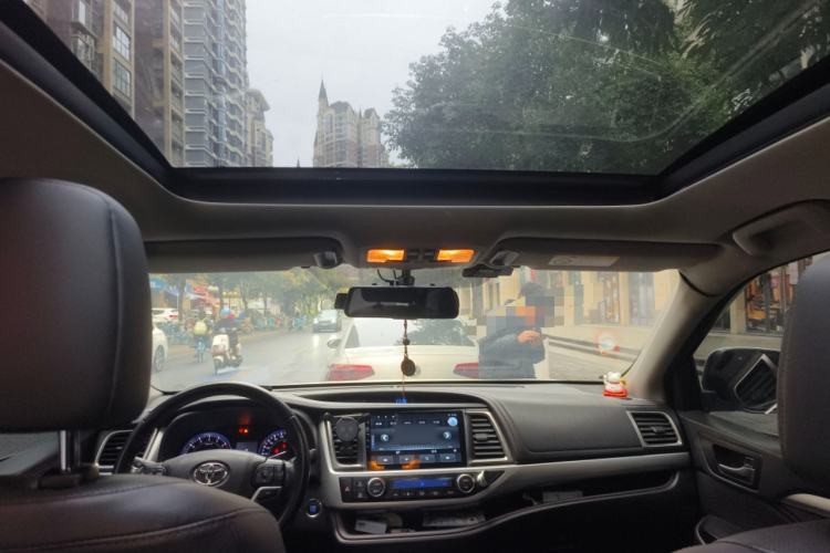 Used Toyota Highlander 2015 2.0T Four-Wheel Drive Luxury Edition 7-Seater
