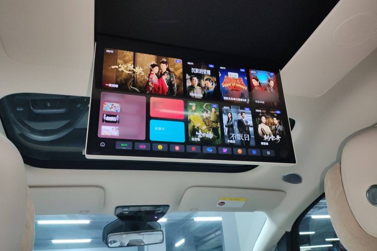 Used Li Auto MEGA 2024 Ultra Model
