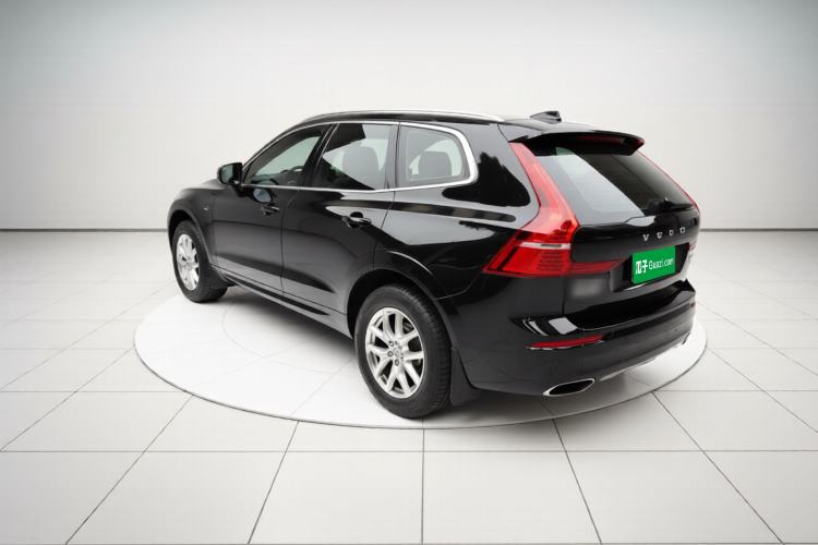 Used Volvo XC60 2019 T5 4x4 Smart Edition China VI Standard
