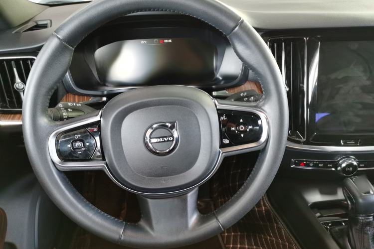 Used Volvo S60 2021 T4 Zhiyuan Luxury Edition Steering Wheel