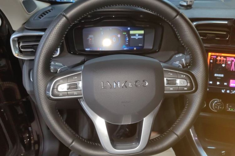 Used Lynk & Co 01 EM-P 2018 1.5T PHEV JingPro National Emission Standard V Steering Wheel