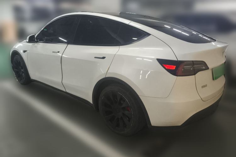 Used Tesla Model Y 2021 Long-Range All-Wheel-Drive Version