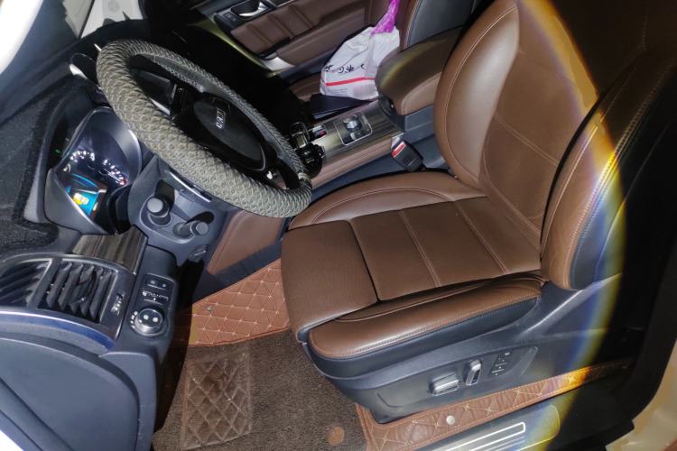 Used Haval H9 2017 2.0T Gasoline 4x4 Prestige Model 7 Seats