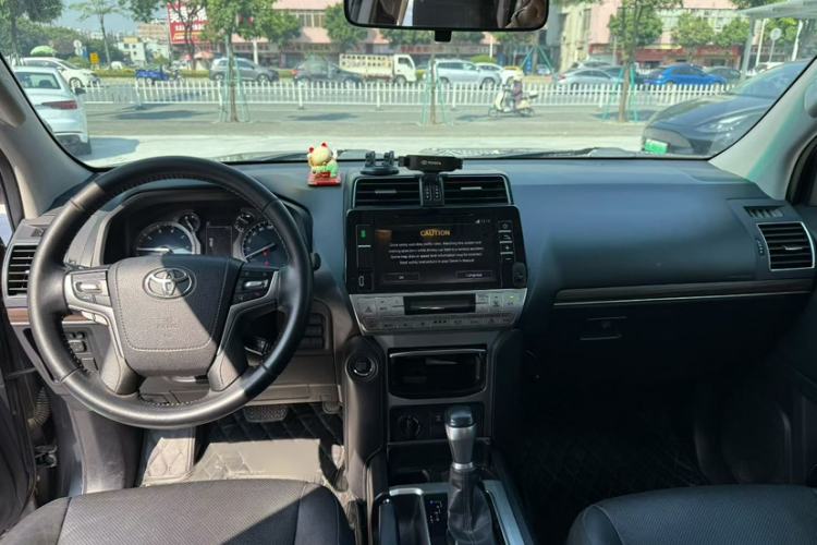 Used Toyota Prado 2017 4.0L U.S.-Spec Version 7 Seats