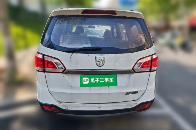 Used Baojun 730 2014 1.5L Manual Luxury Navigation ESP Version 7 Seats
