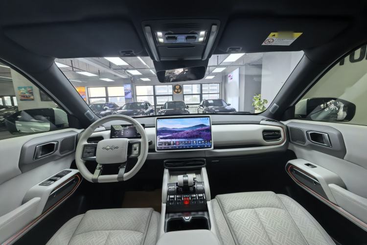 Used Formula Leopard Titanium 3 2025 501KM All-Wheel Drive Intelligent Driving Ultra Version