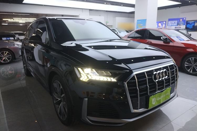 Used Audi Q7 2021 55 TFSI quattro S line Sport model