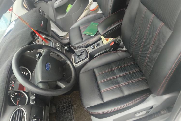 Used Ford Focus 2013 Hatchback Classic 1.8L Automatic Base Model Left Front Seat